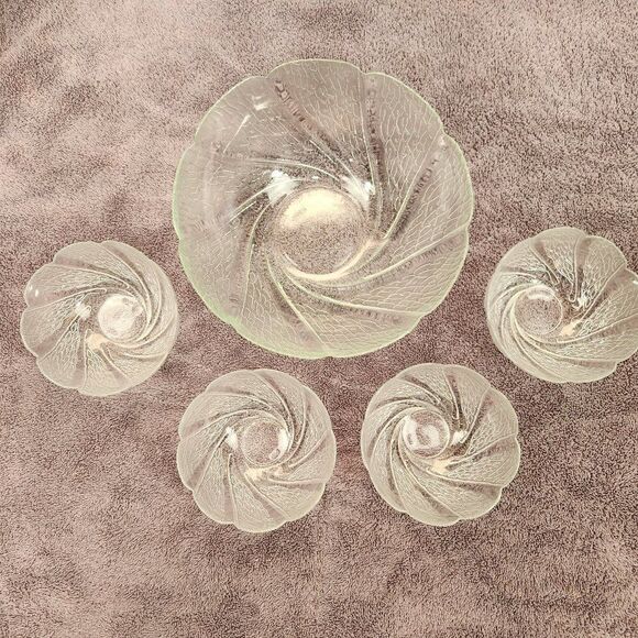 Vintage Lettuce Cabbage Leaf Salad Bowl Set Clear Textured Malaysia Four Glass - Picture 1 of 10